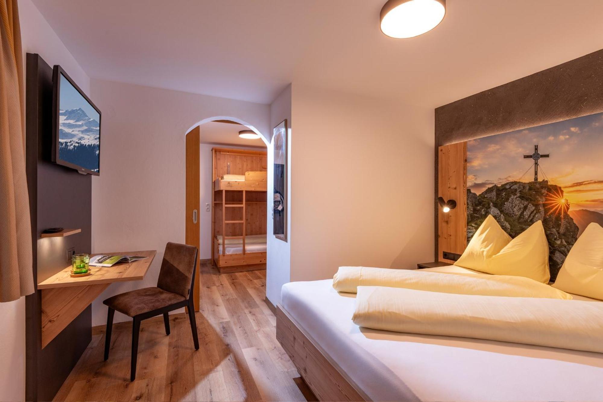 Das Sonnleiten Ski- Und Motorradhotel Bruck Im Zillertal Bruck am Ziller Luaran gambar