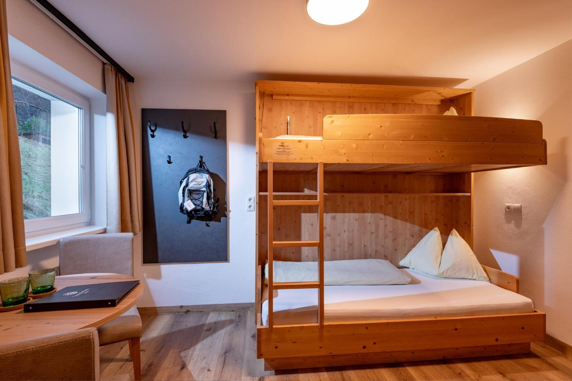 Das Sonnleiten Ski- Und Motorradhotel Bruck Im Zillertal Bruck am Ziller Luaran gambar