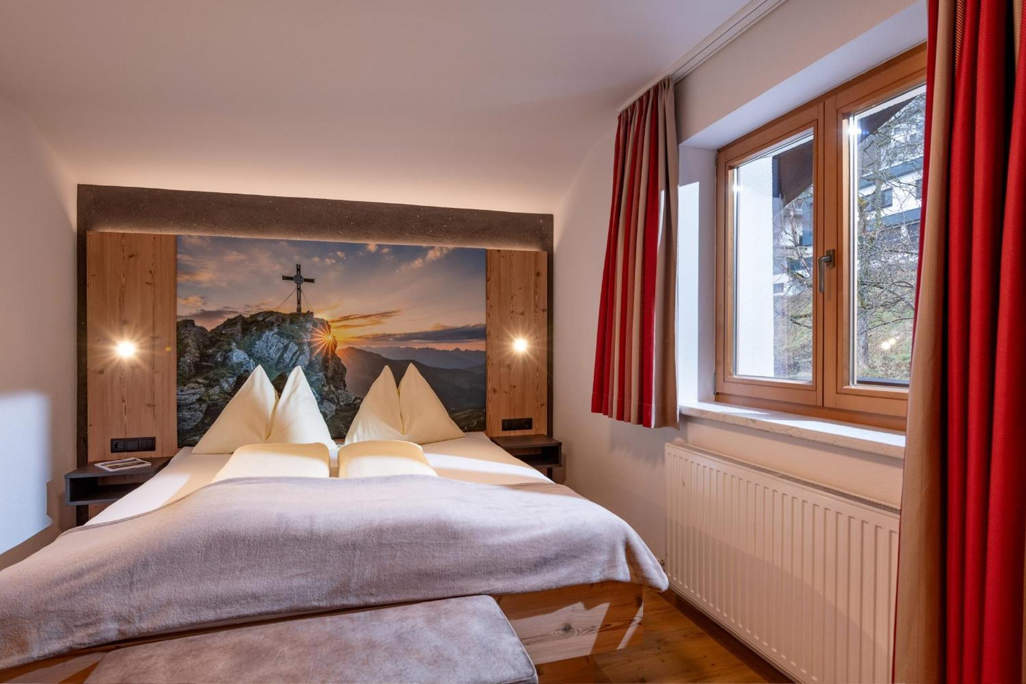 Das Sonnleiten Ski- Und Motorradhotel Bruck Im Zillertal Bruck am Ziller Luaran gambar